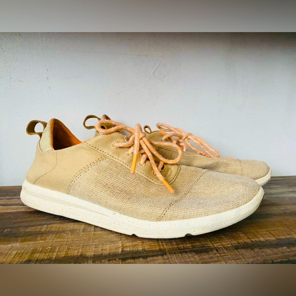 TOMS Cabrillo sneaker - 9.5 Women